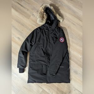 Mens XL authentic Canada goose winter jacket